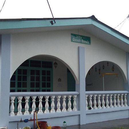 קואלה טרנגאנו Villa Qaseh Bonda מראה חיצוני תמונה